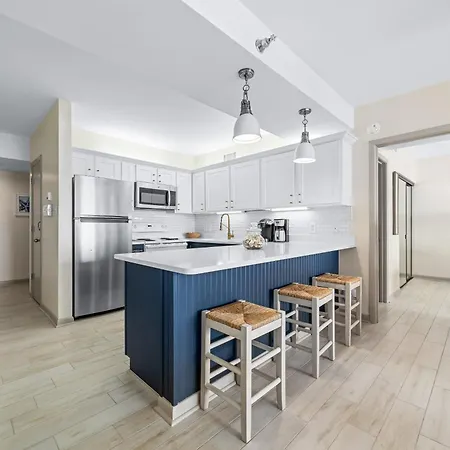 Romar Place 103-3
